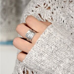 Boho Magic 925 Sterling Silver Hammered Spinner Ring. NIB.